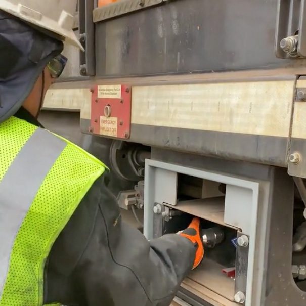 Refueling RNG-Powered Locomotive Refueling RNG-Powered Locomotive